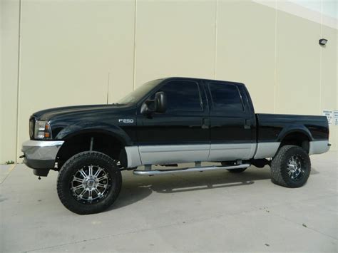 Lifted 2002 FORD F250 CREW CAB Shortbed 4X4 7.3 Powerstroke Turbo ...