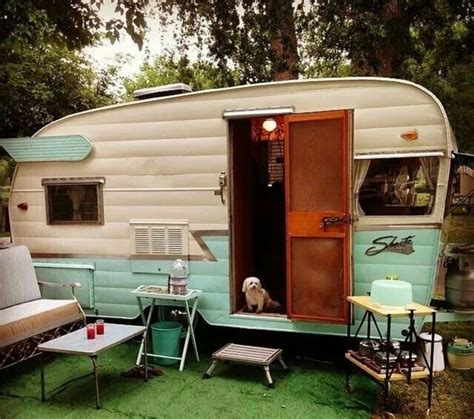 Cool Top And Unique 15 Vintage Caravans Ideas for Cozy Camping https ...