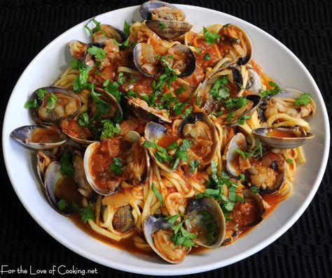 Linguine with Red Clam Sauce | For the Love of Cooking