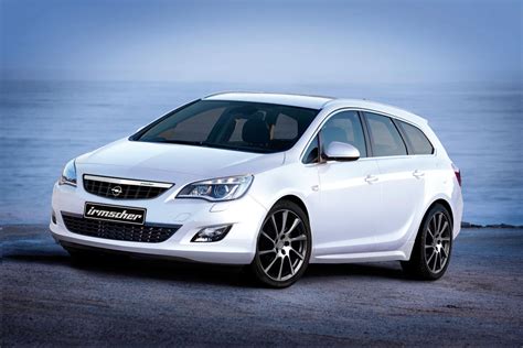 Opel Astra Sport Tourer refined by Irmscher