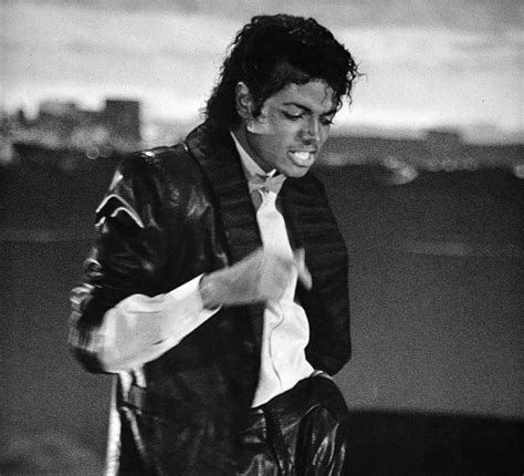 Billie Jean 1982 | Billie jean michael jackson, Michael jackson thriller, Michael jackson 1983