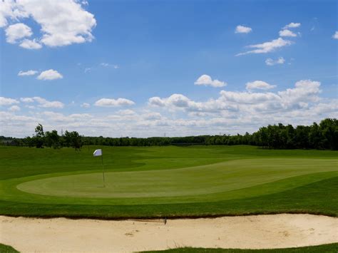 Cranham Golf Course - A Course for all seasons