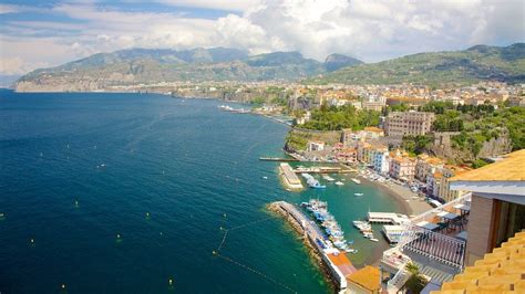 Marina Grande Sorrento - Travel Through Italy