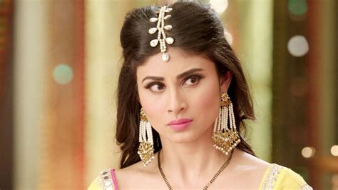 Watch Naagini (Tamil) Season 1 Episode 32 Telecasted On 10-02-2018 Online