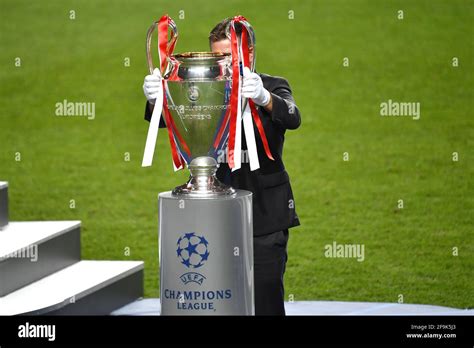 Uefa champions league trophy ceremony hi-res stock photography and ...