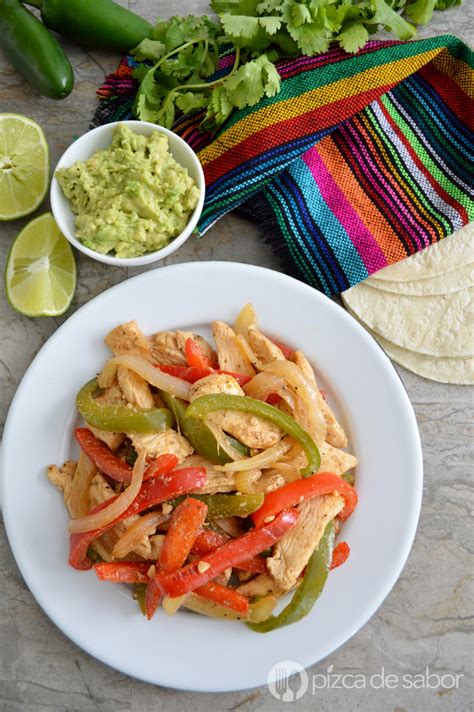 Cómo hacer fajitas de pollo - Pizca de Sabor