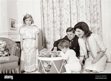 Jacqueline Kennedy & children pictures - craibas.al.gov.br