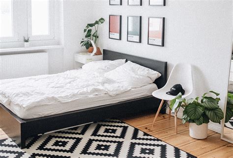 19 Best Black Bed Frame Styles For A Stylish Bedroom - The Homey Space