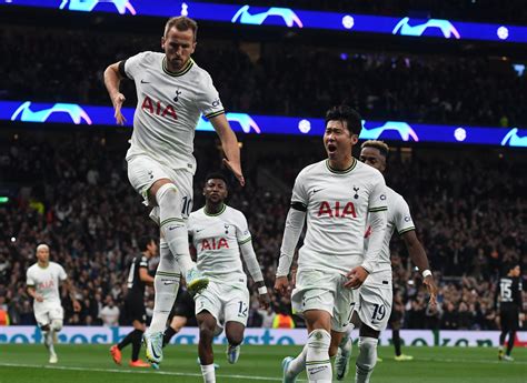 Son celebrates Kane link-up as Spurs duo hit another landmark | Daily Sabah