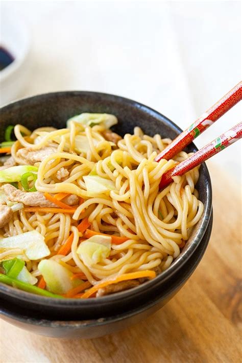 Yakisoba (Japanese Fried Noodles) | Easy Recipes at RasaMalaysia.com