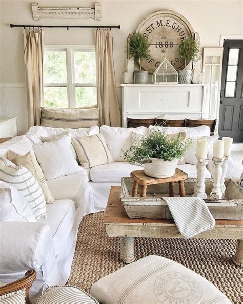 Chic Details for Cozy Rustic Living Room Décor | Farmhouse decor living ...