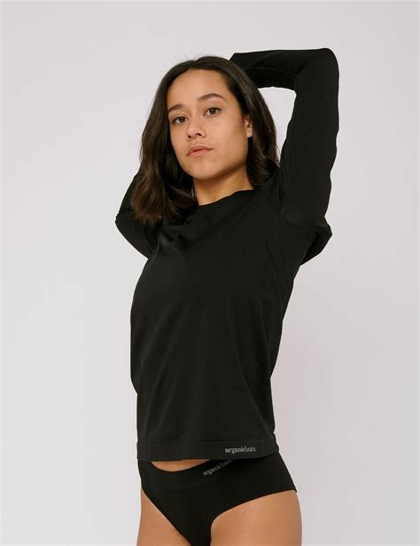 Women's Activewear | Organic Basics Nylons, Best Clothing Brands, Seamless Knitting, Bubble ...