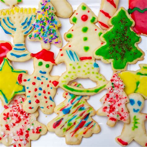 50 Christmas Cookies To Try Next - Foodiosity