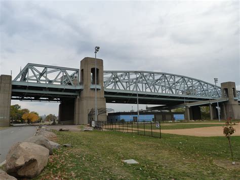 HistoricBridges.org - Triborough Bridge Photo Gallery