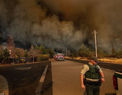 Before and after photos capture Camp Fire aftermath in Paradise - Big ...