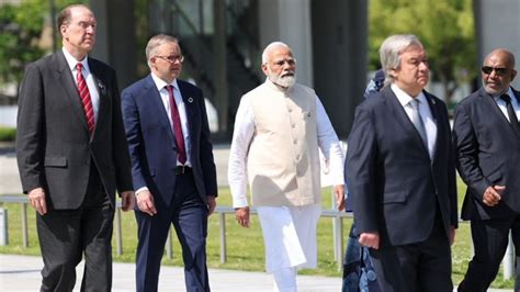 PM Narendra Modi Jacket Goes Viral: Indian Prime Minister Wears Jacket ...