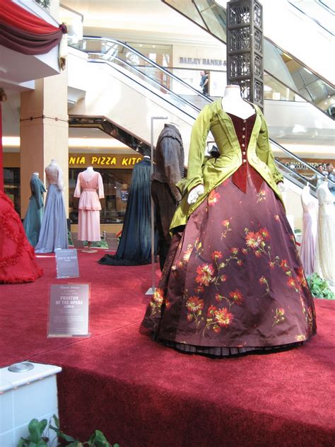 The Phantom of the Opera (2004) #CostumeDesign: Alexandra Byrne | Hollywood costume, Phantom of ...