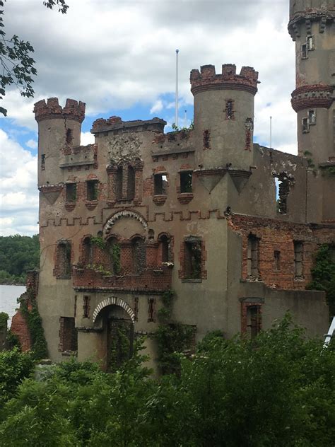 Rondinones' Adventures: Bannerman Castle on Pollepel Island