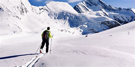 7 Outdoor Activities For Alberta Winters