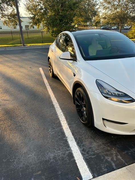 2020 Tesla Model Y Long Range AWD - Find My Electric