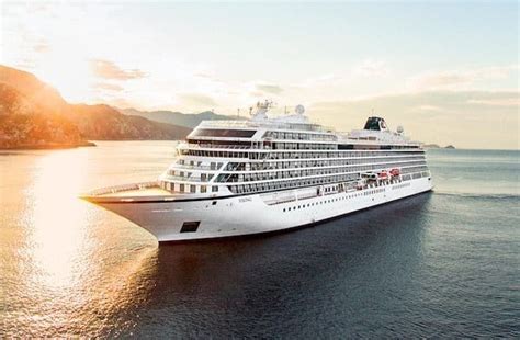 5 Best Cruise Lines for Senior Citizens