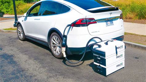 SparkCharge Introduces 'The Roadie' Portable EV Charging System