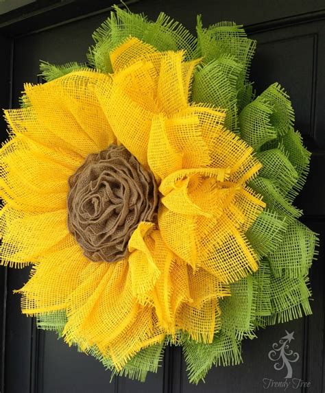 Sunflower Wreath with Ribbon Rose Center Tutorial | Sunflower wreath diy, Sunflower burlap ...