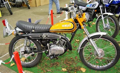 Yamaha DT175 | Yamaha bikes, Classic motorcycles, Yamaha motorcycles