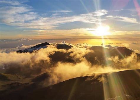 Sunrise at Haleakala – What toExpect Atop Maui's Highest Peak