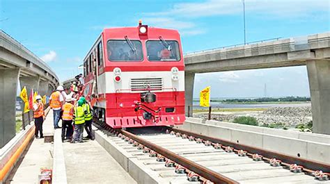 Padma Bridge rail track installation work begins - Bangladesh Post