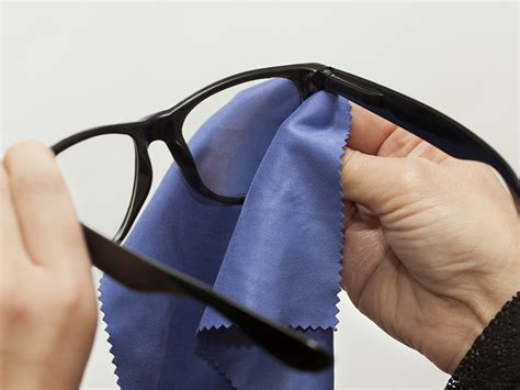 The Proper Way to Clean Glasses - EYE EXAM CENTRE