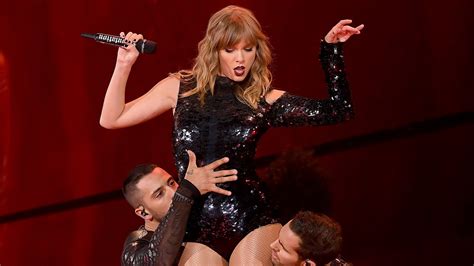 Watch Access Hollywood Interview: Taylor Swift's 'Reputation' Tour Kicks Off: Find Out All The ...