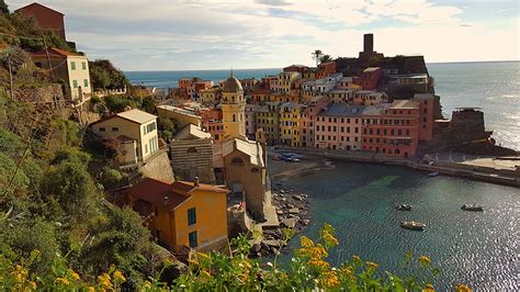 Vernazza Beach in Italy | Expedia.co.uk