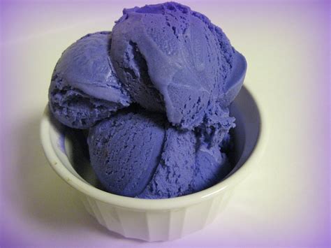 Purple Ice-cream? | Yup . . . this is a Filipino ice-cream c… | Flickr