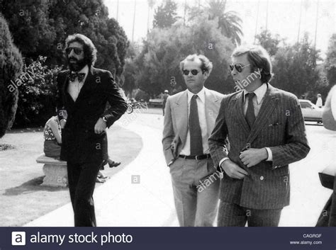 Lou Adler & Jack Nicholson at Cass Elliot's funeral July 31, 1974 | Vintage movies, Lou adler ...