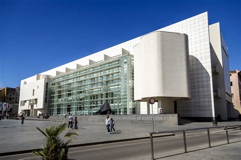 Barcelona Museum of Contemporary Art MACBA Ticket - Civitatis.com