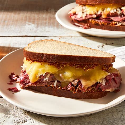 Best Corned Beef Sandwiches Recipe - How to Make Quick Corned Beef