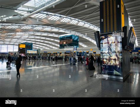 London Heathrow Airport Terminal 5 London England UK Stock Photo - Alamy