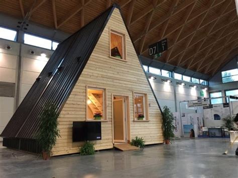 Foldable Prefab A-frame Cabin by MADI in Italy