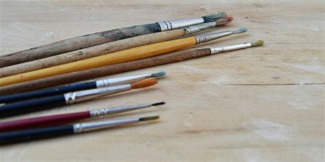 How To Clean Oil Paint Brushes The Right Way