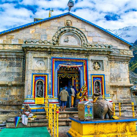 Kedarnath Temple Front View | Temple photography, Kedarnath temple ...