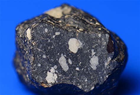 Lunar Meteorite: Northwest Africa 8001 | Some Meteorite Information | Washington University in ...