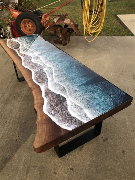 Amazing Wood and Resin Ocean Coast Tables Look Like Living Shores With Moving Tides | Madera y ...