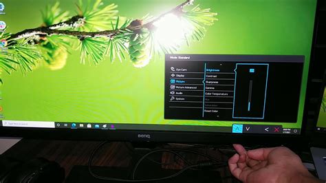 How to Manually Change BENQ Monitor Brightness - YouTube