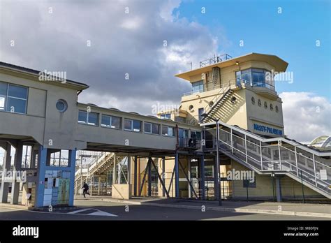 Gare de massy palaiseau hi-res stock photography and images - Alamy