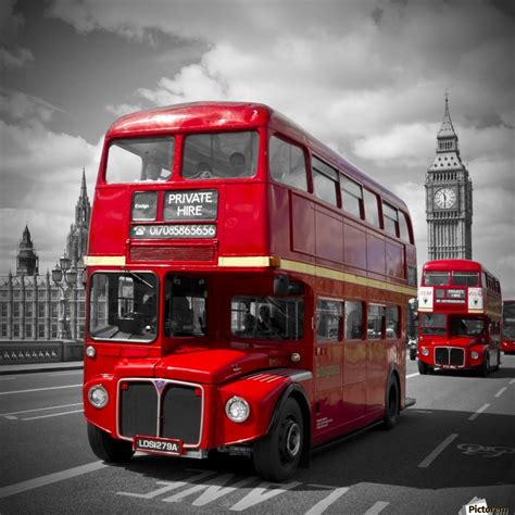 LONDON Red Buses on Westminster Bridge - Melanie Viola