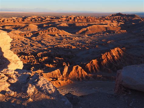 An escape to the moon at Valle de la Luna, Chile - Tiny Travelogue