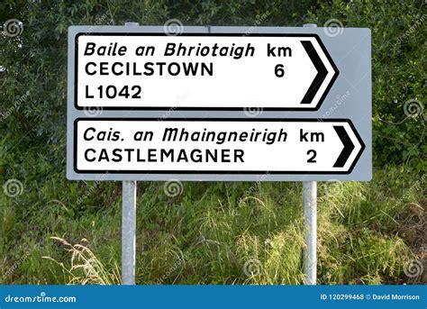 Irish Road Signs in County Cork Editorial Stock Photo - Image of indicating, graphic: 120299468