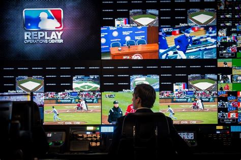 MLB 2014: How Will Baseball's Instant Replay Work? - WSJ