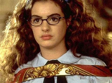 Movie curly: Anne Hathaway as Mia Thermopolis in The Princess Diaries. Too bad she had to have ...